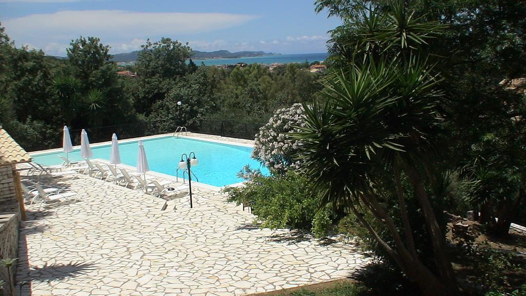 Natural Blue Green Apartment Almiros Beach Eksteriør bilde