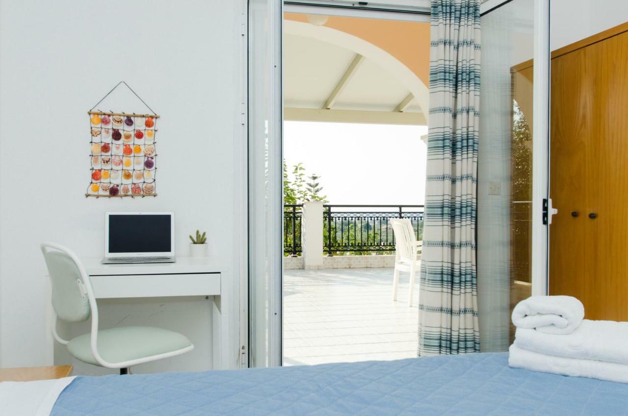 Natural Blue Green Apartment Almiros Beach Eksteriør bilde